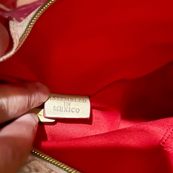 Dooney & Bourke Tote - Picture 5 of 10